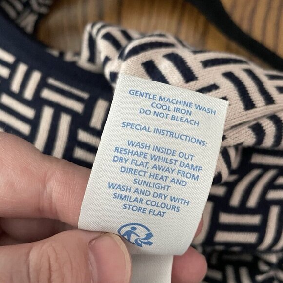 Boden Women 6R Navy Blue/Ivory Criss-Cross Pattern 3/4 Sleeve Knit Sheath Dress - Picture 9 of 9